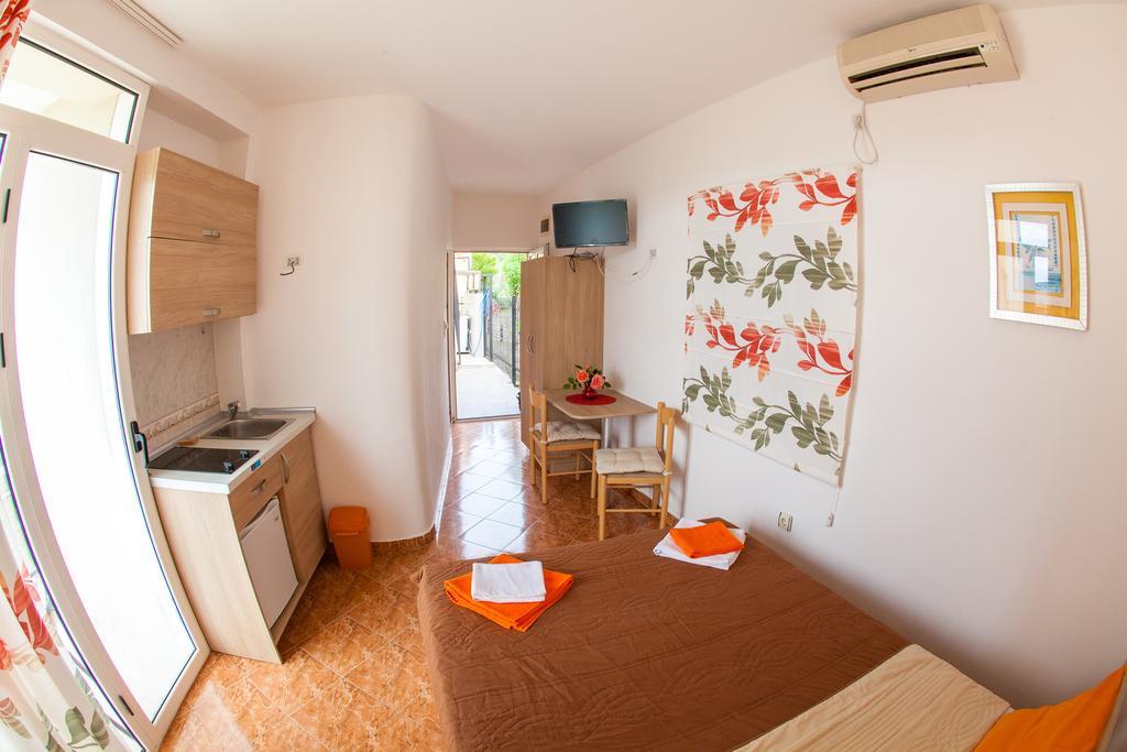 Apartments Vila Masha Petrovac Exterior foto