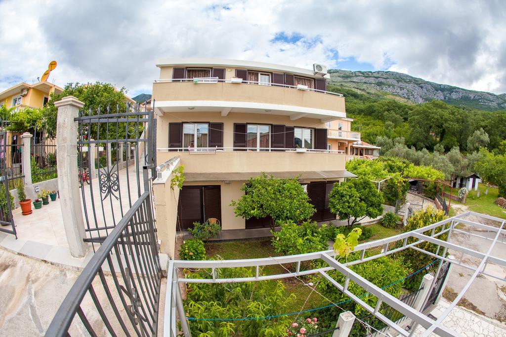 Apartments Vila Masha Petrovac Exterior foto